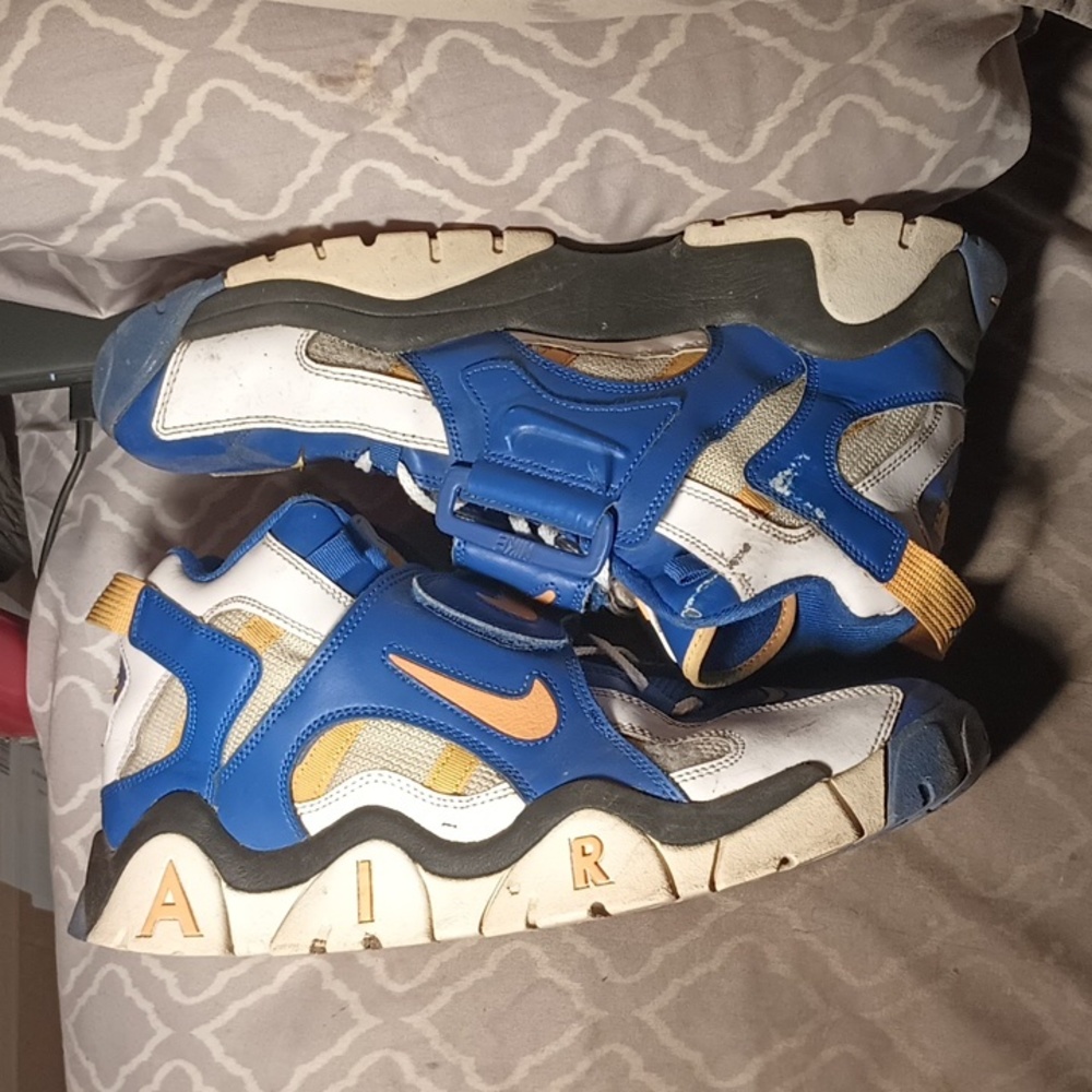 A1-Nike air barrage - Picture 3 of 5